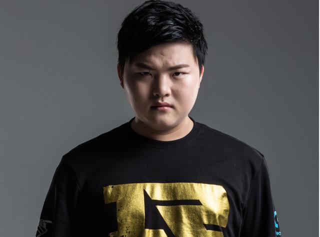 BNK FEARX — 亚洲邀请赛 2025 冠军