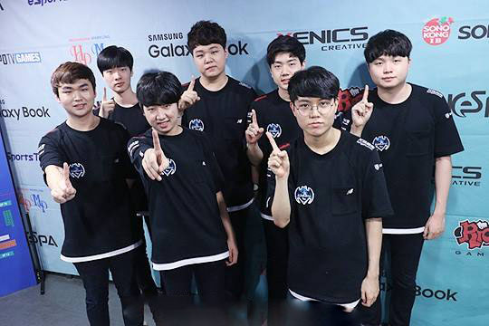 外媒：部分s1mple课程用户未收到退款