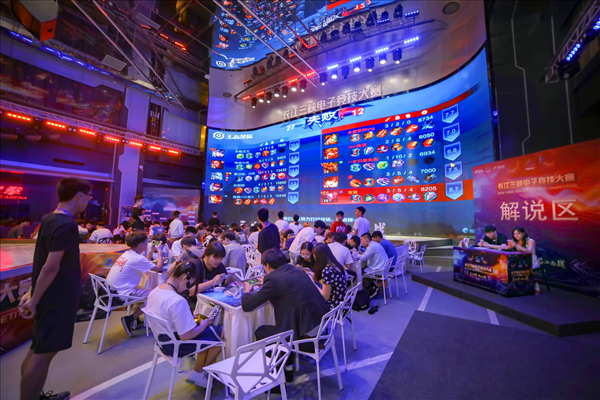 媒体人谈S8往事：18年RNG夺冠 也算是LPL的黄金岁月